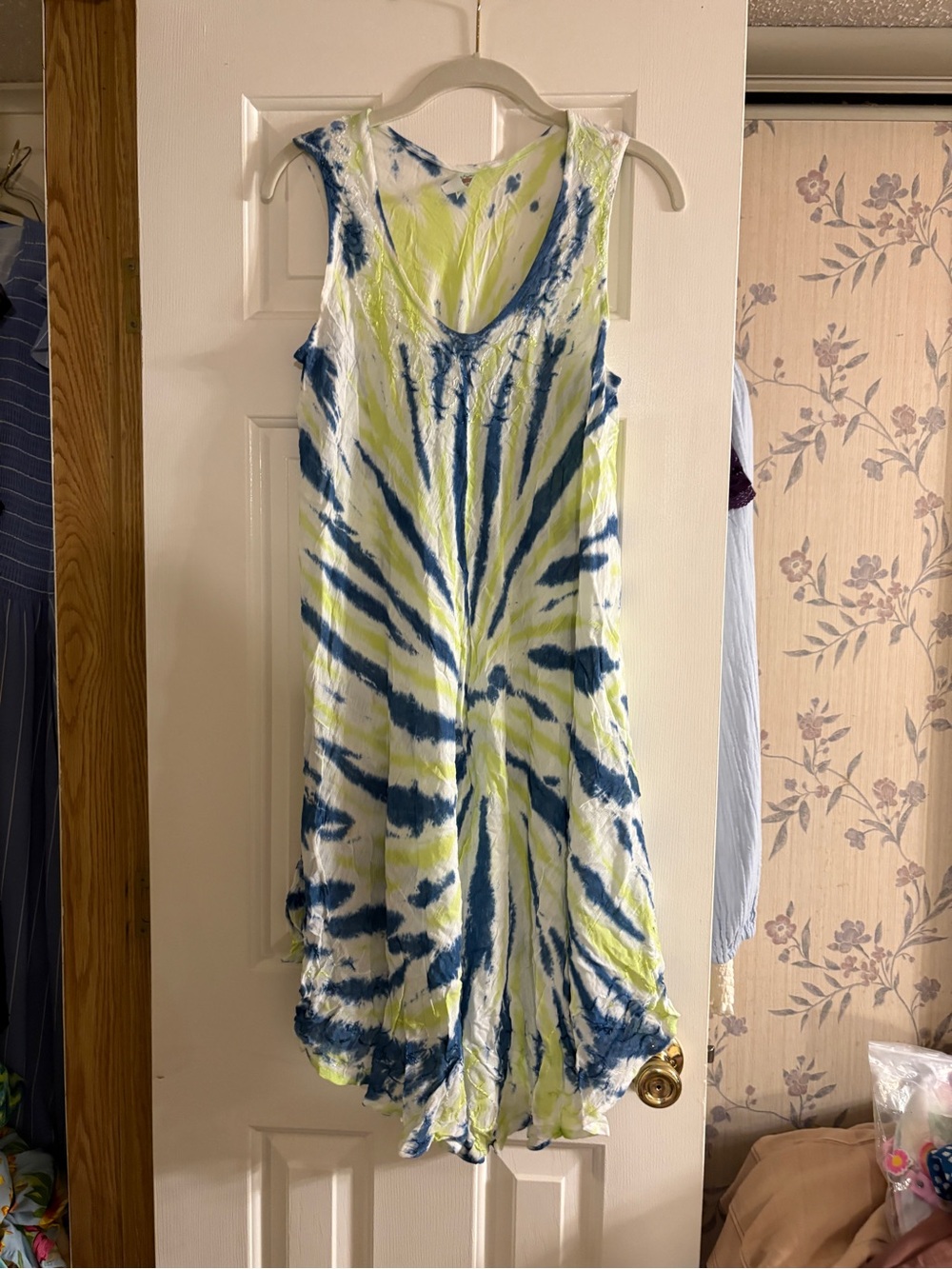 Tie-Dye Sleeveless One-Piece Dress in Blue and Lime